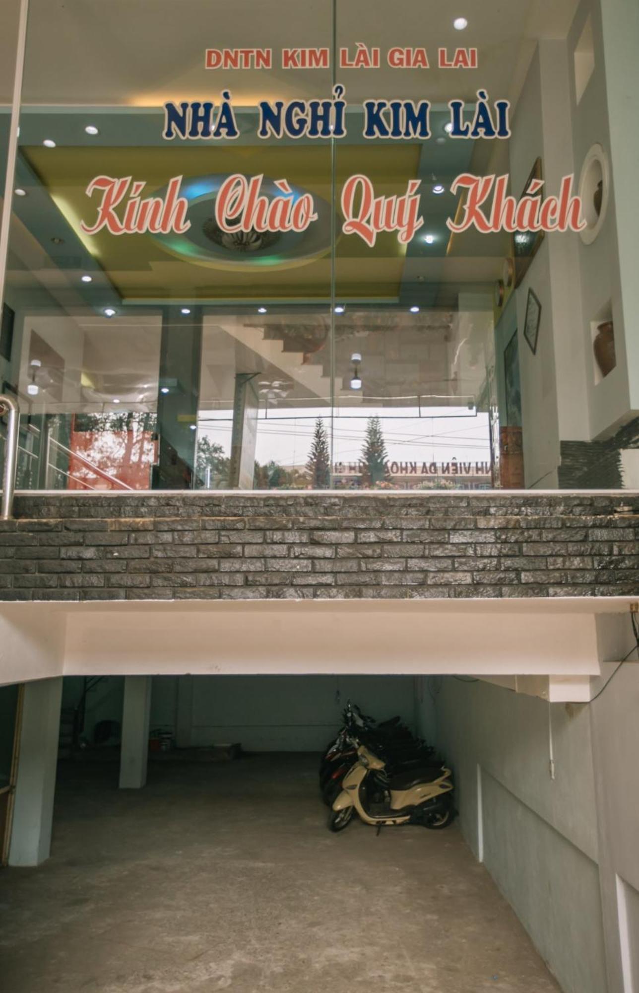 Nhà Nghỉ Kim Lài Pleiku Esterno foto