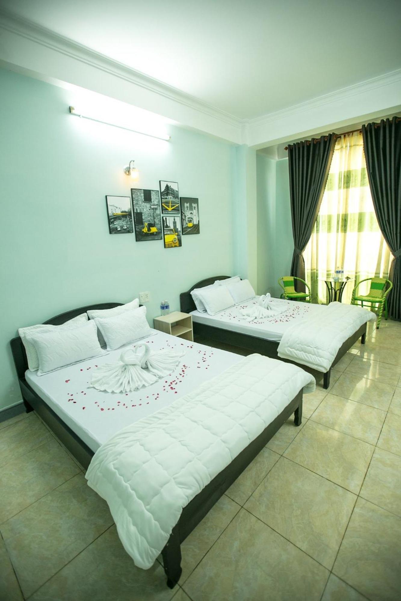 Nhà Nghỉ Kim Lài Pleiku Esterno foto